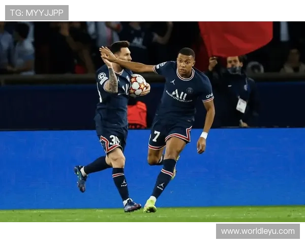 乐鱼官方赞助的大巴黎在赛事中展现的合作优势与球迷支持策略分析